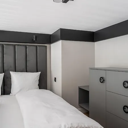 Sleep & Fly & I Comfort