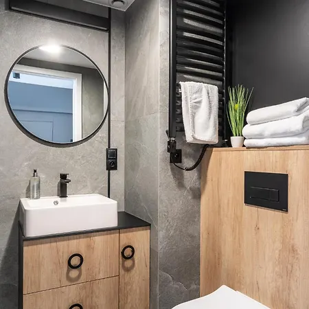 Sleep & Fly & I Comfort Apartament