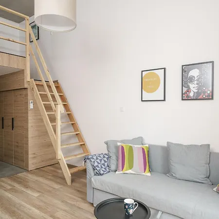 Sleep & Fly & I Comfort Apartament *