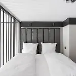Sleep & Fly & I Comfort