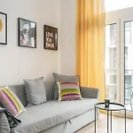 Sleep & Fly & I Comfort Apartment