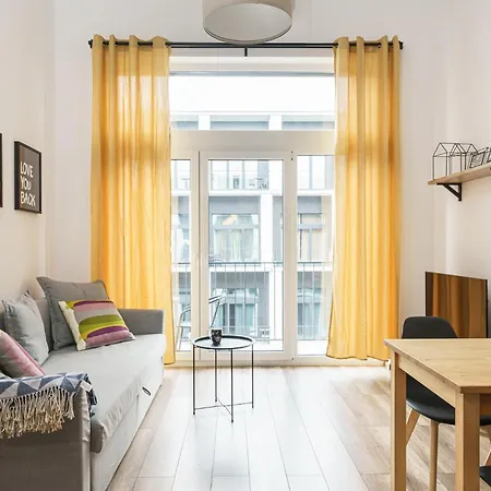 Sleep & Fly & Airport Apartamento *