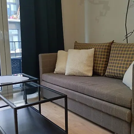 Sleep & Fly & Airport Apartamento Breslavia